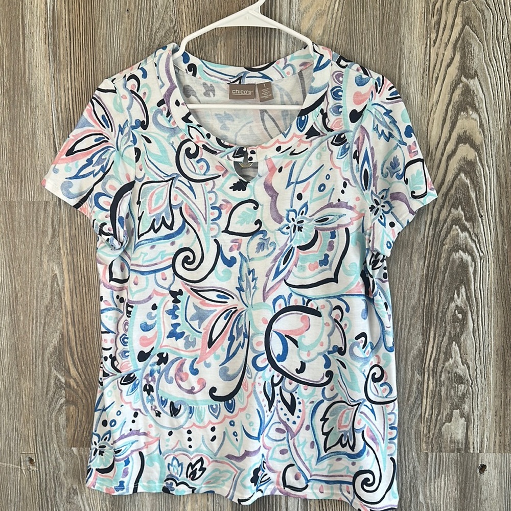 Chicos flower print Tee with cheat hole, Sm